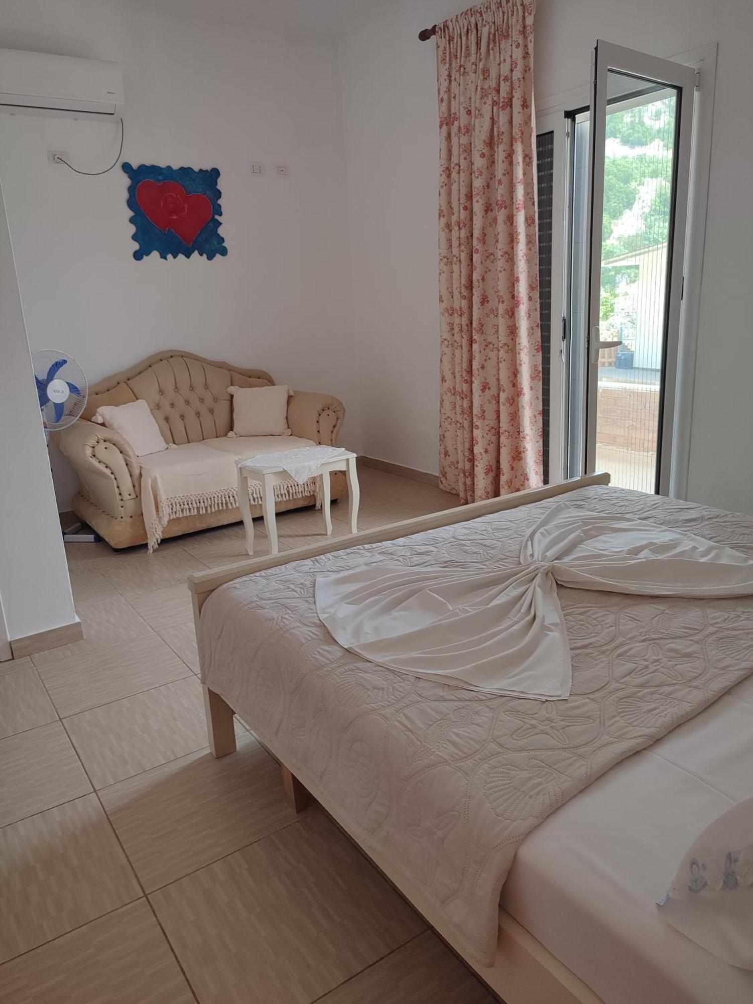 Penelope'S Rooms Dhermi Ngoại thất bức ảnh
